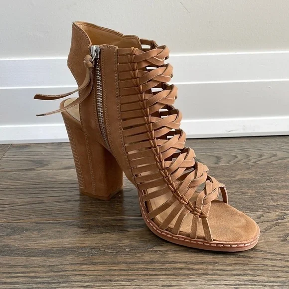 Dolce Vita Amina block heel peep toe sandal camel/tan - Picture 7 of 12